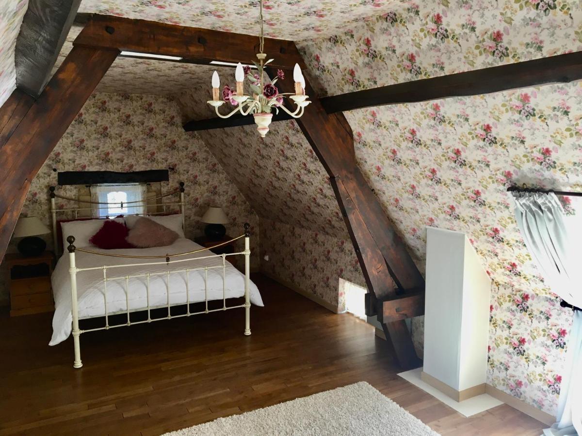 Le Petit Chateau - Adults Only Property Le Bugue Eksteriør billede