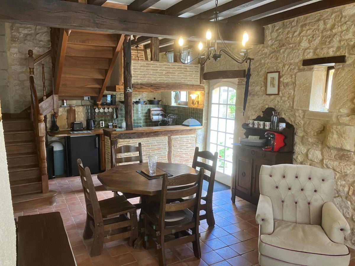 Le Petit Chateau - Adults Only Property Le Bugue Eksteriør billede