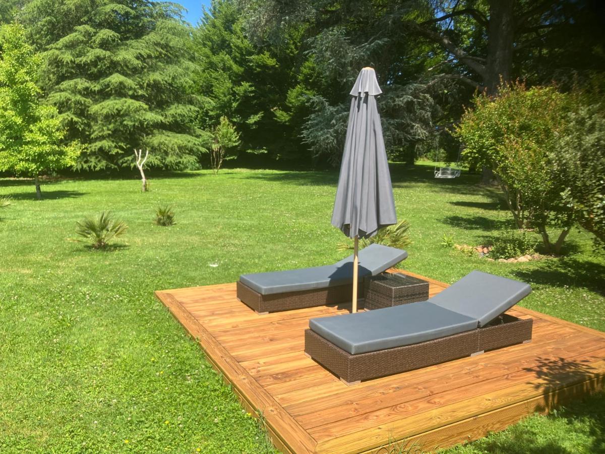 Le Petit Chateau - Adults Only Property Le Bugue Eksteriør billede