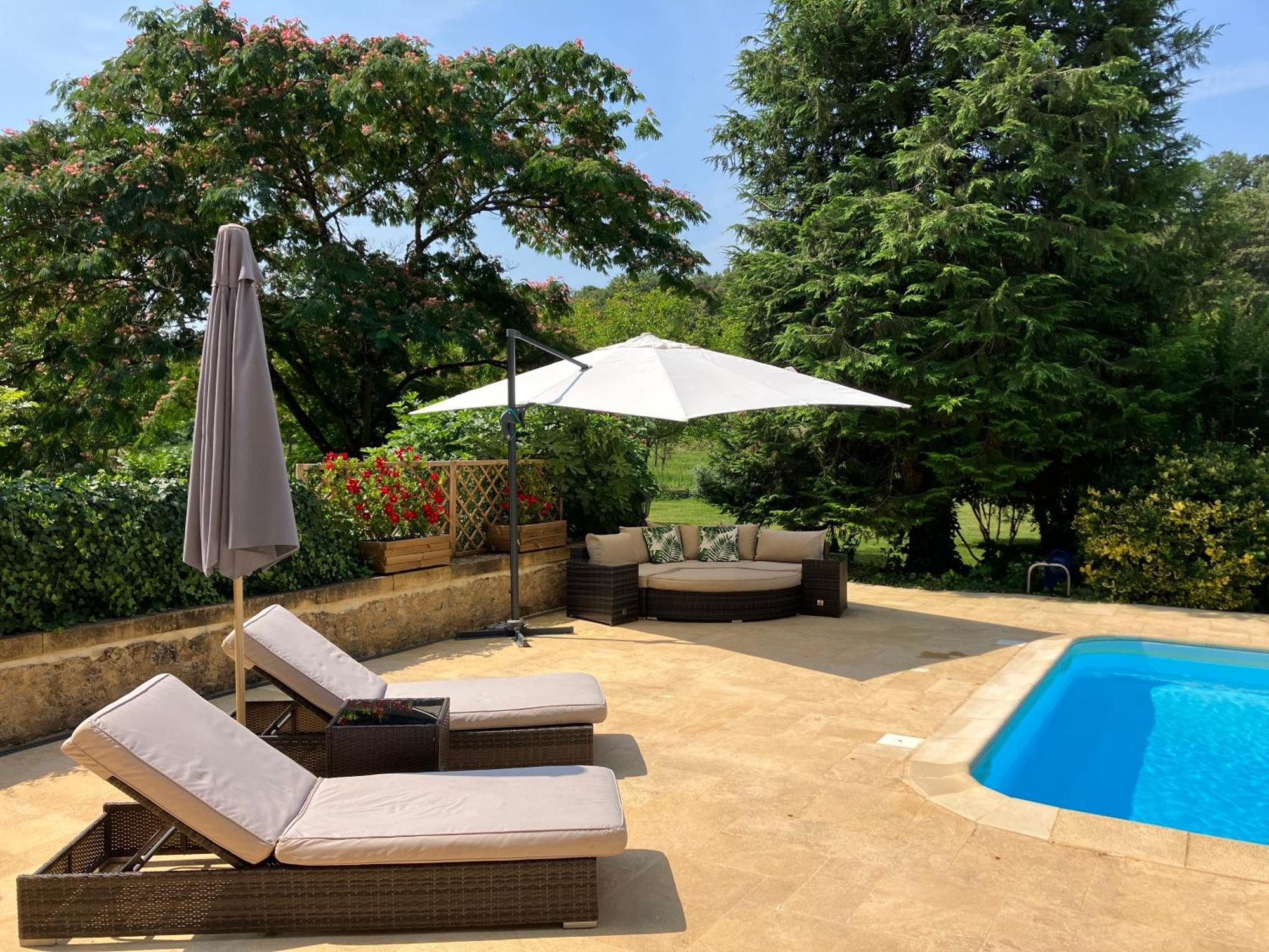 Le Petit Chateau - Adults Only Property Le Bugue Eksteriør billede
