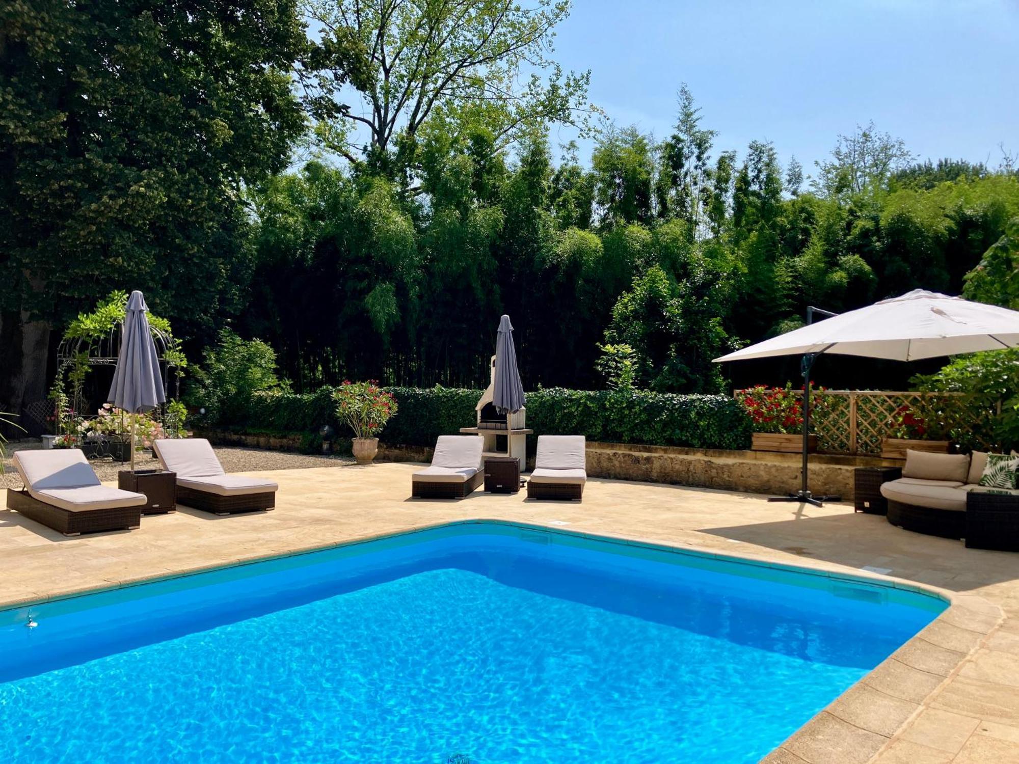 Le Petit Chateau - Adults Only Property Le Bugue Eksteriør billede